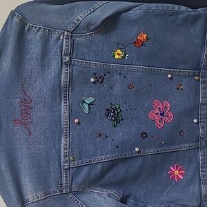 OLD NAVY BEJEWELED GIRLS JEAN JACKET  RHINESTONES & PATCHES , PEARLS USED10/12